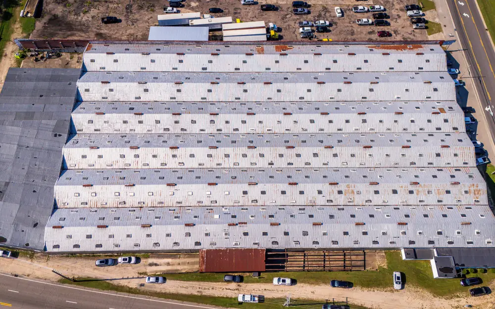 Aerial view of a large roof, illustrating the starting point for a roof assessment